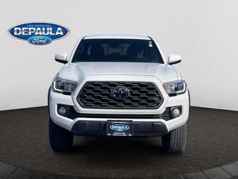 Used 2022 Toyota Tacoma TRD Off-Road w/ Technology Package AWD/4WD image 10