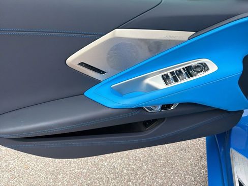 Used 2024 Chevrolet Corvette Stingray Premium Conv w/ Z51 Performance Package image 11