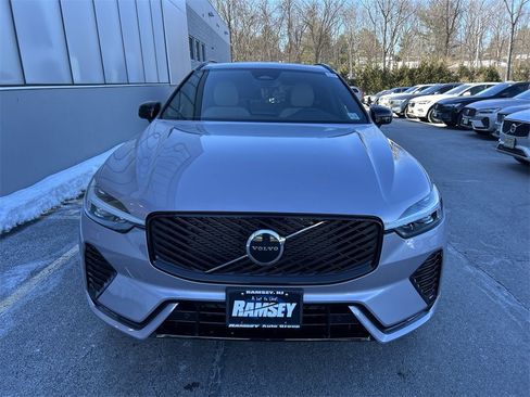 New 2026 Volvo XC60 B5 Core w/ Climate Package image 3