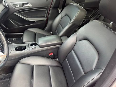 Used 2019 Mercedes-Benz GLA 250 4MATIC image 6