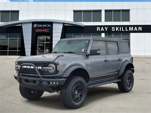 Used 2022 Ford Bronco Wildtrak image 3