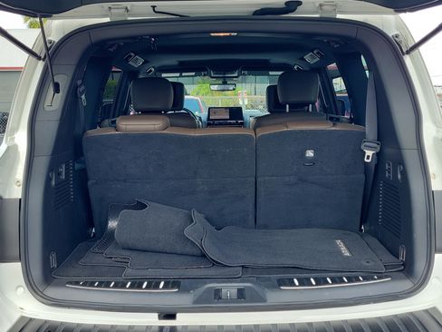Certified 2023 Nissan Armada Platinum w/ Captain's Chairs Package RWD image 6