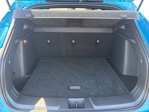 Certified 2026 Chevrolet Trax RS w/ Sunroof Package FWD image 19