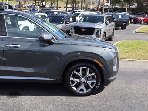 Used 2022 Hyundai Palisade SEL w/ Premium Package image 6