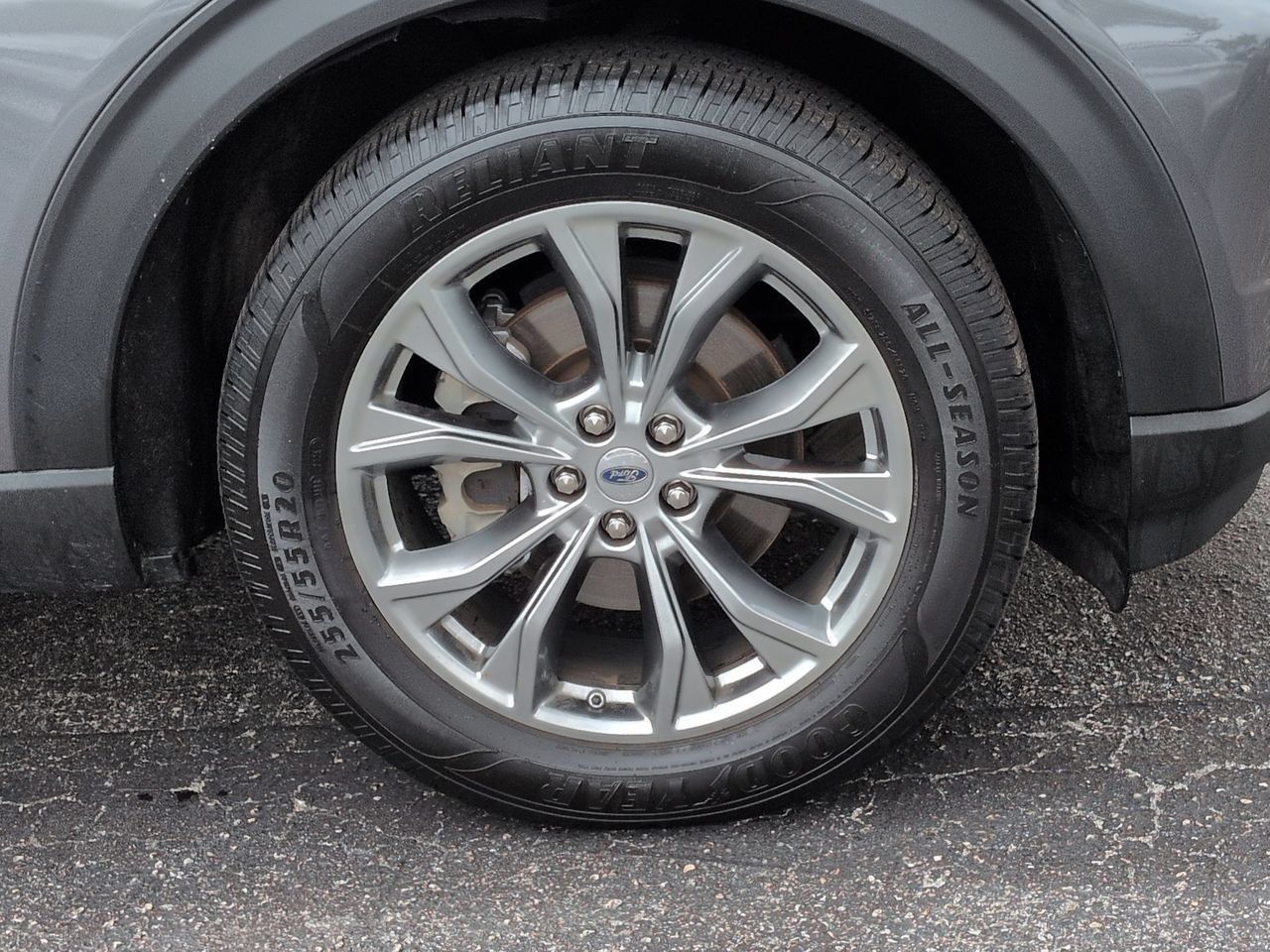 Used 2021 Ford Explorer Limited w/ Equipment Group 301A RWD image 11