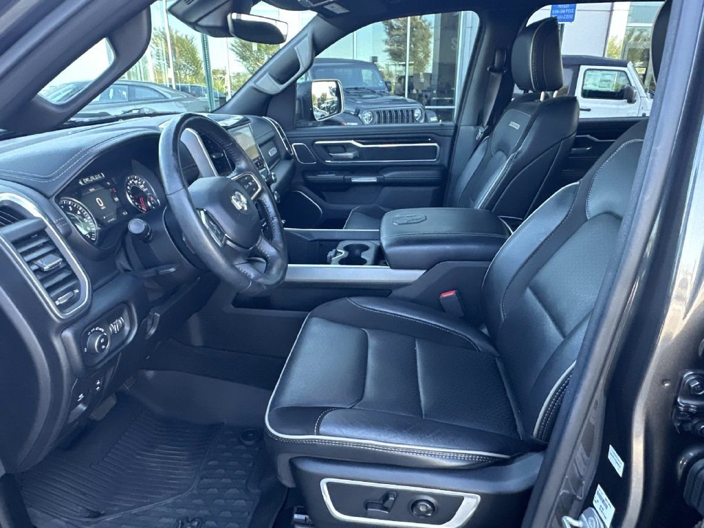 Used 2021 RAM 1500 Laramie AWD/4WD image 16