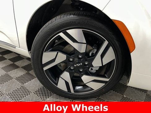 Used 2025 Kia Soul GT-Line FWD image 47