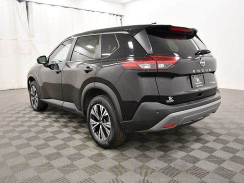 Used 2023 Nissan Rogue SV AWD/4WD image 5