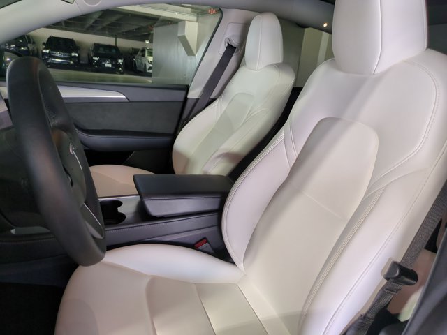 Used 2023 Tesla Model Y Long Range AWD/4WD image 16