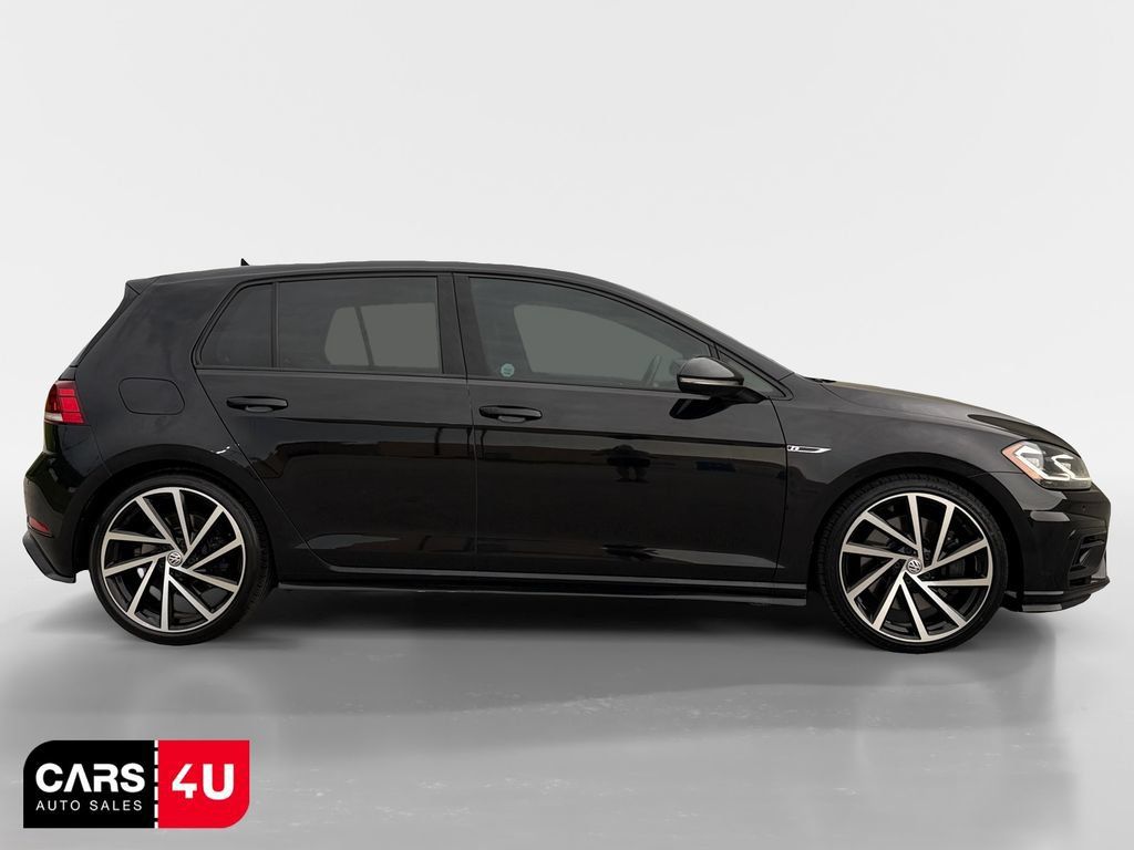 Used 2018 Volkswagen Golf R 4-Door AWD/4WD image 8