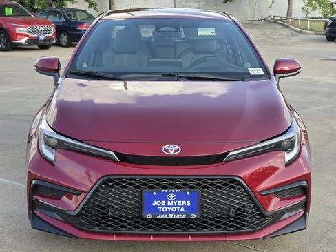 Used 2026 Toyota Corolla SE FWD image 3