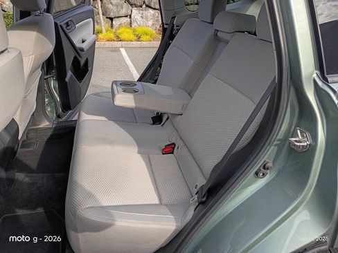 Used 2018 Subaru Forester 2.5i Premium w/ All-Weather Package AWD/4WD image 12