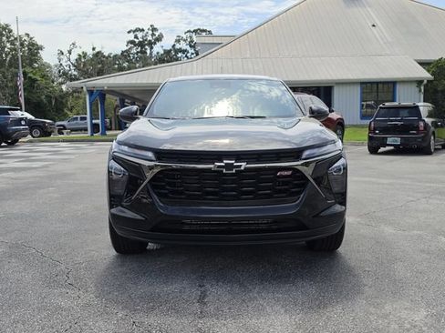 New 2026 Chevrolet Trax RS w/ Sunroof Package FWD image 9