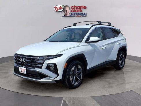 New 2026 Hyundai Tucson SEL image 1