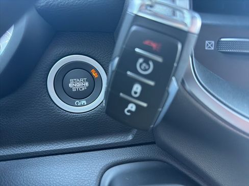 New 2026 RAM 3500 Big Horn AWD/4WD image 30