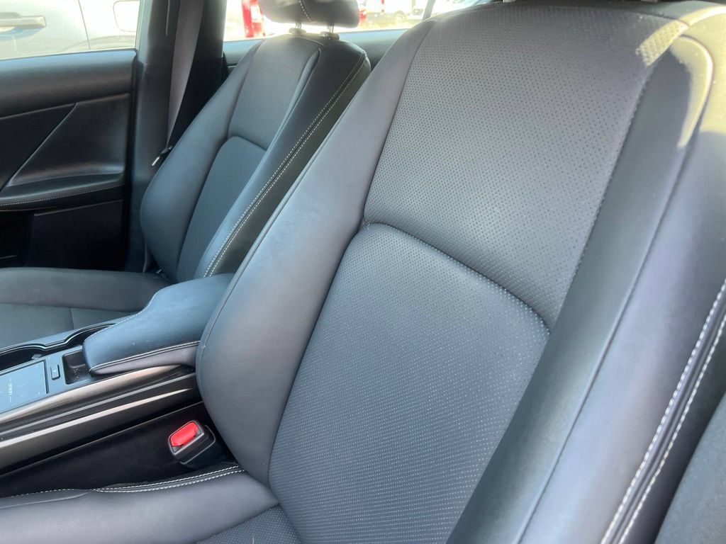 Used 2023 Lexus IS 300 w/ Comfort Package RWD image 8
