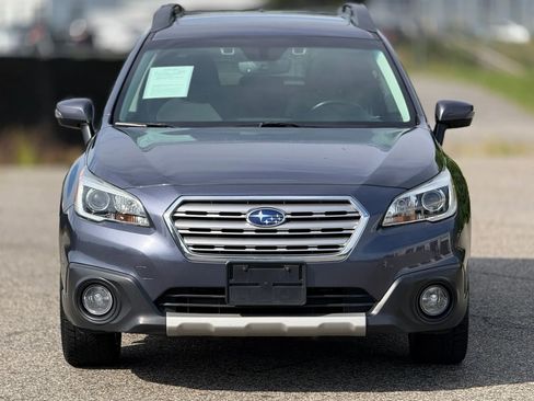 Used 2017 Subaru Outback 3.6R Limited AWD/4WD image 5