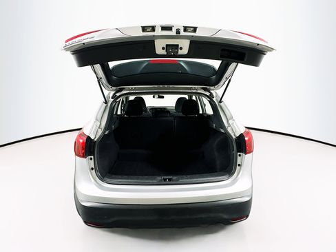 Used 2018 Nissan Rogue Sport S w/ S Appearance Package image 27