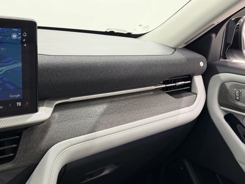 Used 2025 Ford Explorer Platinum w/ Ultimate Package image 52