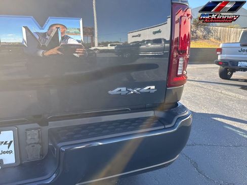 New 2026 RAM 2500 Big Horn AWD/4WD image 12