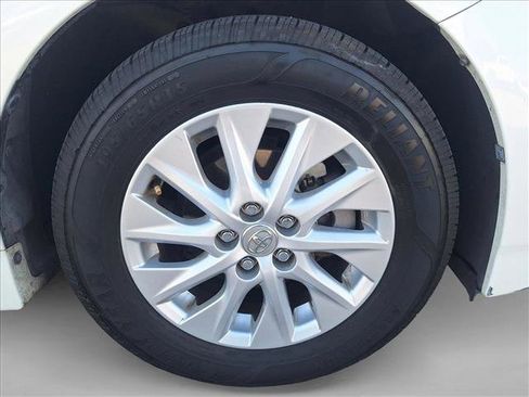 Used 2012 Toyota Prius Prime Plug-In Hybrid image 21