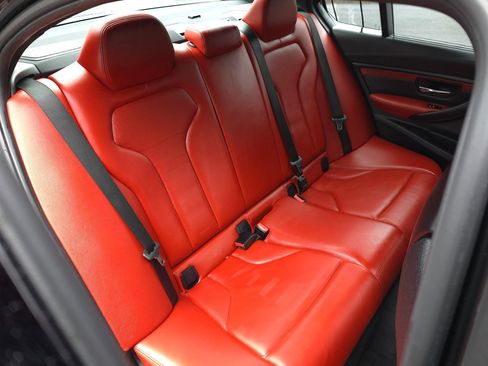 Used 2017 BMW M3 image 18