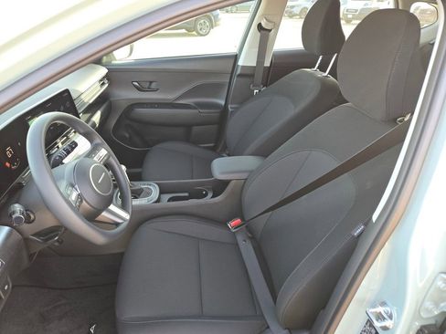 New 2026 Hyundai Kona SE image 16