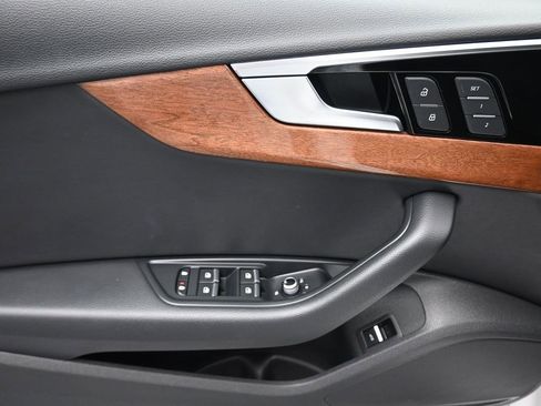 Used 2022 Audi A4 2.0T Premium image 10