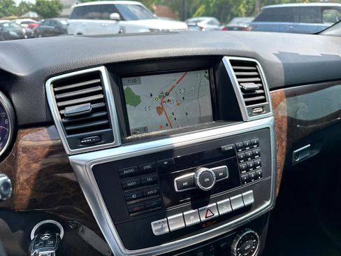 Used 2014 Mercedes-Benz ML 350 4MATIC w/ Premium 1 Package image 17
