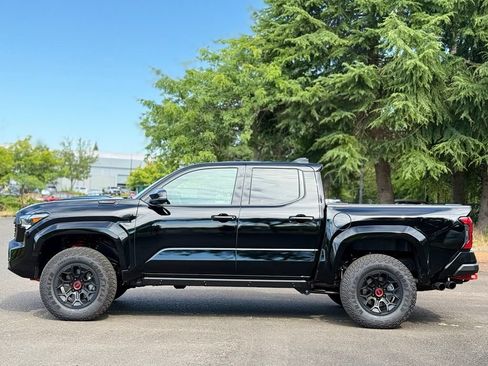 Used 2026 Toyota Tacoma TRD Pro w/ Tow Tech Package AWD/4WD image 2