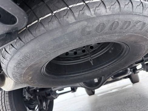 Used 2025 Toyota Tacoma SR5 RWD image 15