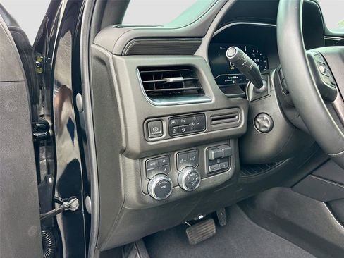 Used 2023 GMC Yukon AT4 w/ LPO, Floor Liner Package AWD/4WD image 11