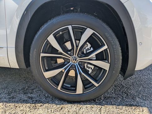 New 2026 Volkswagen Atlas Cross Sport SEL Premium R-Line image 11