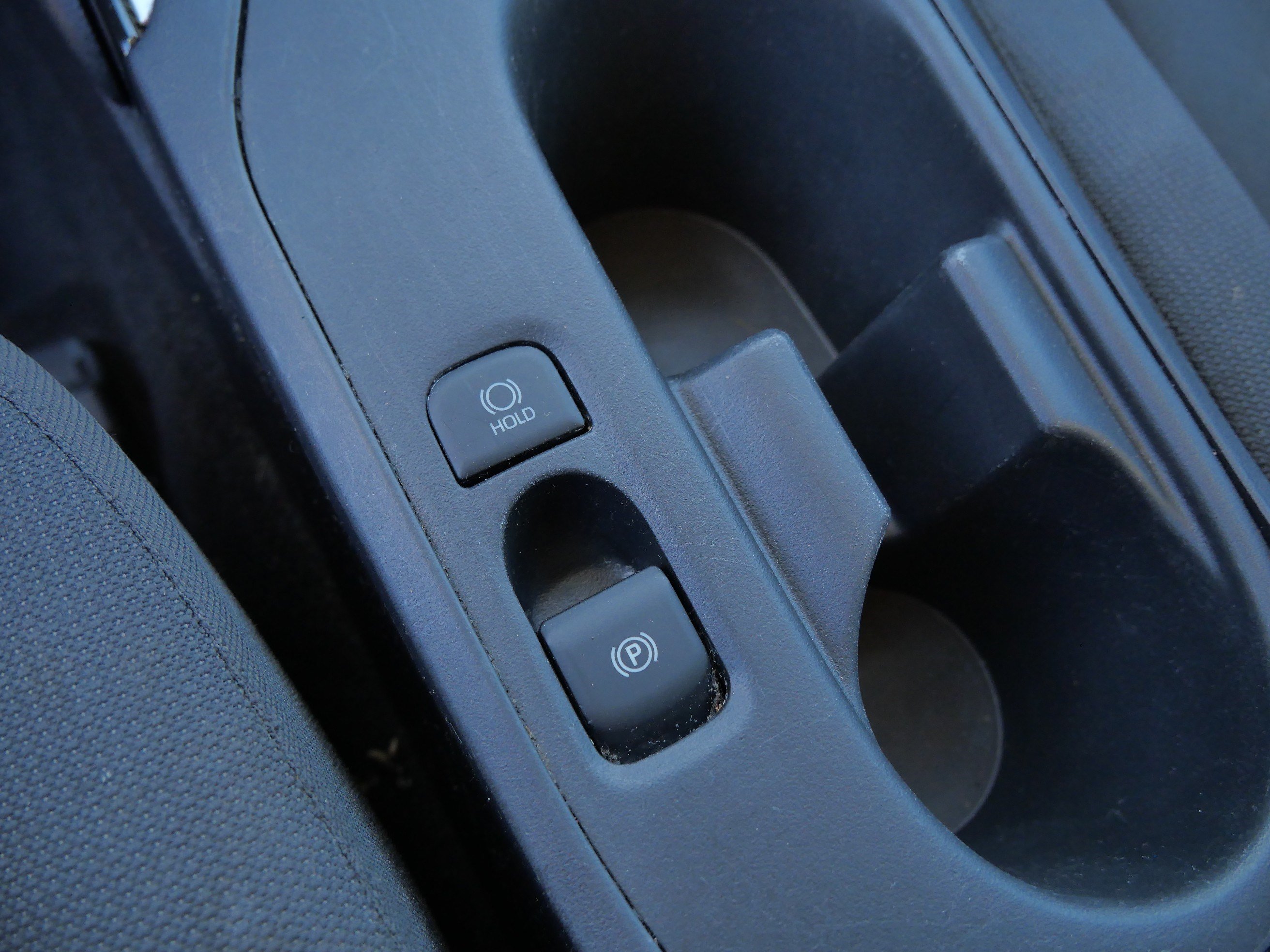 Certified 2025 Toyota Corolla LE FWD image 30