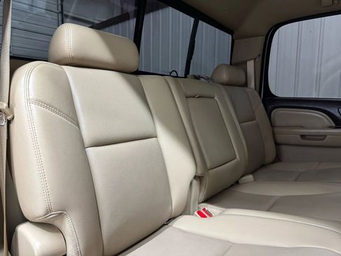 Used 2013 GMC Sierra 3500 Denali image 17