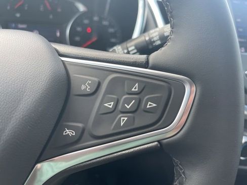 Used 2023 Chevrolet Equinox LT image 21