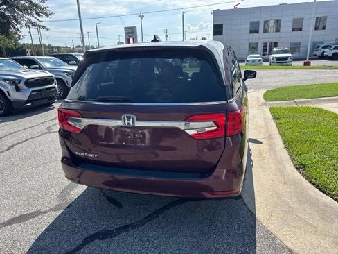Used 2018 Honda Odyssey EX image 8