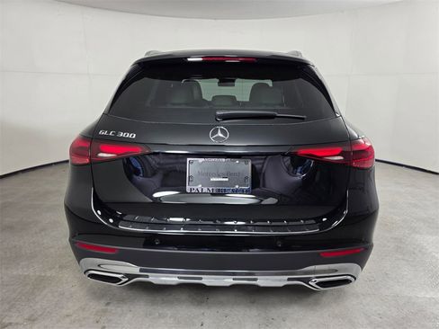 New 2026 Mercedes-Benz GLC 300 image 5