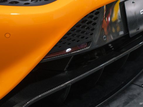 Used 2021 McLaren 765LT RWD image 23