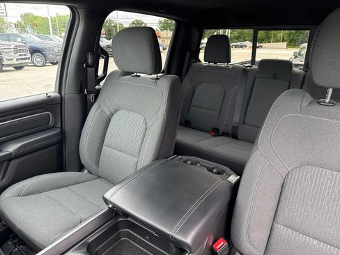 Used 2024 RAM 1500 Big Horn AWD/4WD image 41