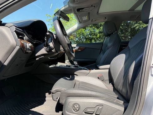 Used 2019 Audi A4 2.0T allroad Prestige w/ Prestige Package AWD/4WD image 12