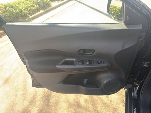 Certified 2022 Nissan Kicks S w/ Interior Electronics Package image 16