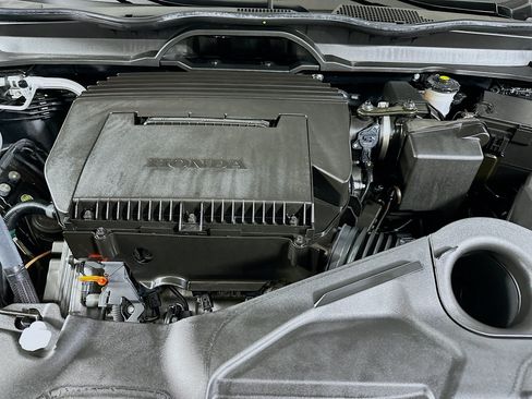 Used 2025 Honda Pilot EX-L image 35