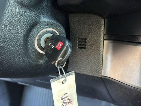 Used 2023 Toyota Tacoma SR image 15