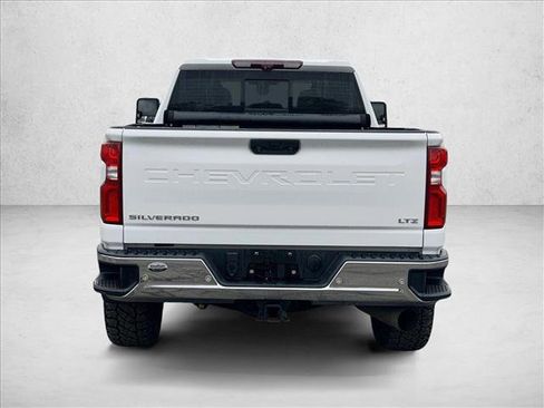 Used 2020 Chevrolet Silverado 2500 LTZ w/ LTZ Plus Package image 6