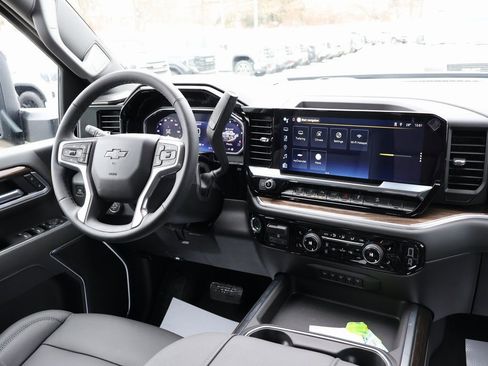 New 2026 Chevrolet Silverado 3500 LT w/ Trail Boss Package image 32