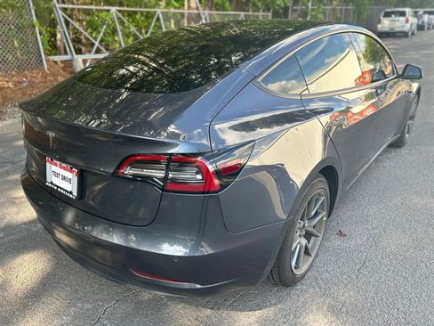 Used 2021 Tesla Model 3 Standard Range Plus RWD image 7