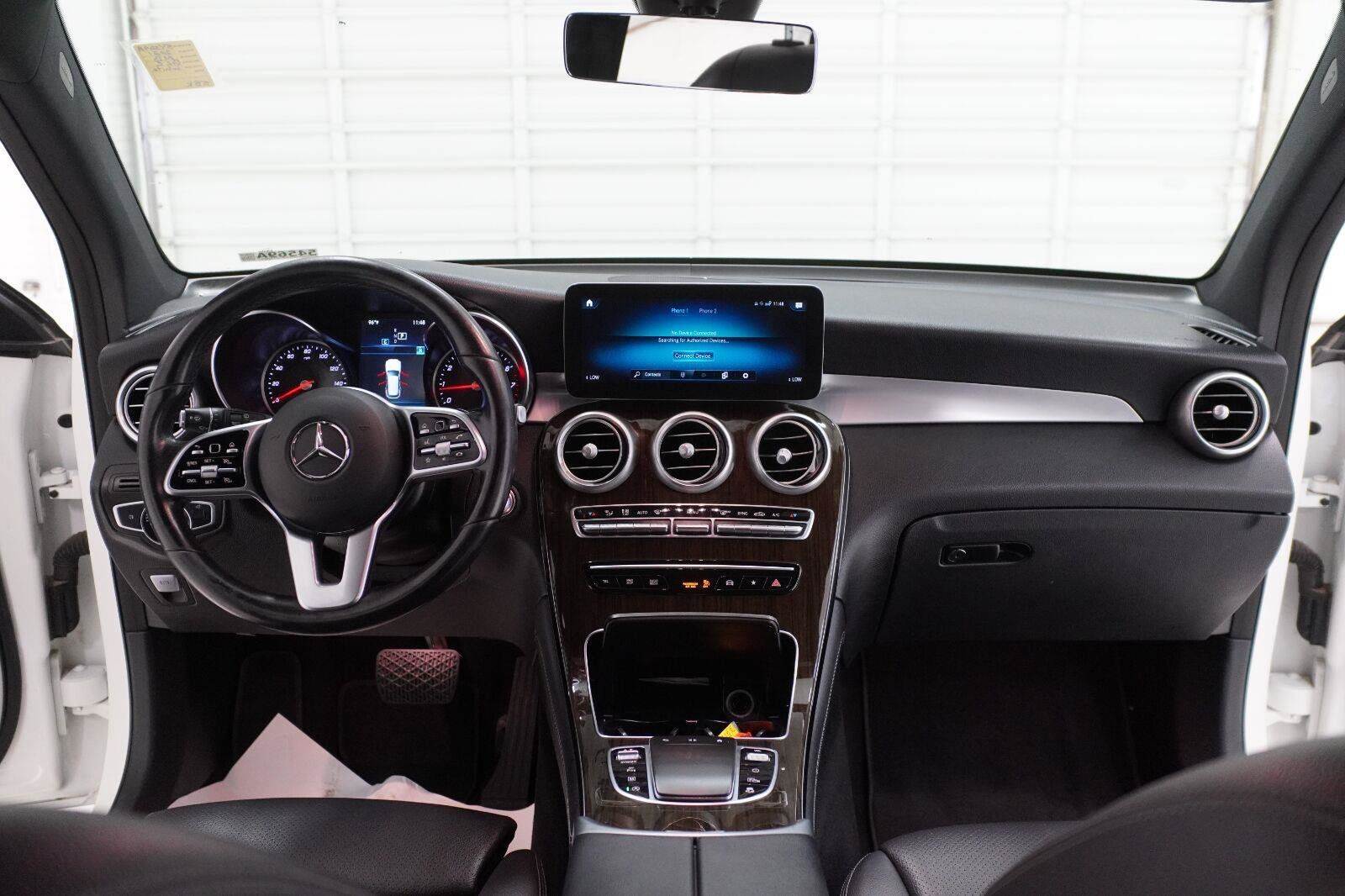 Used 2021 Mercedes-Benz GLC 300 image 29