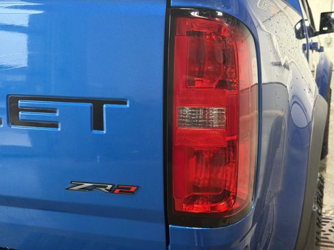 Used 2021 Chevrolet Colorado ZR2 image 17