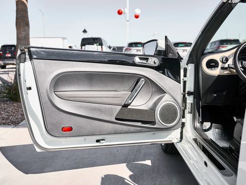 Used 2019 Volkswagen Beetle 2.0T Final Edition SEL image 12